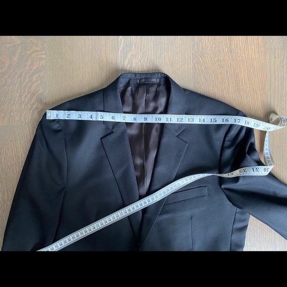 Brand New Theory Suit - Picture 7 of 8